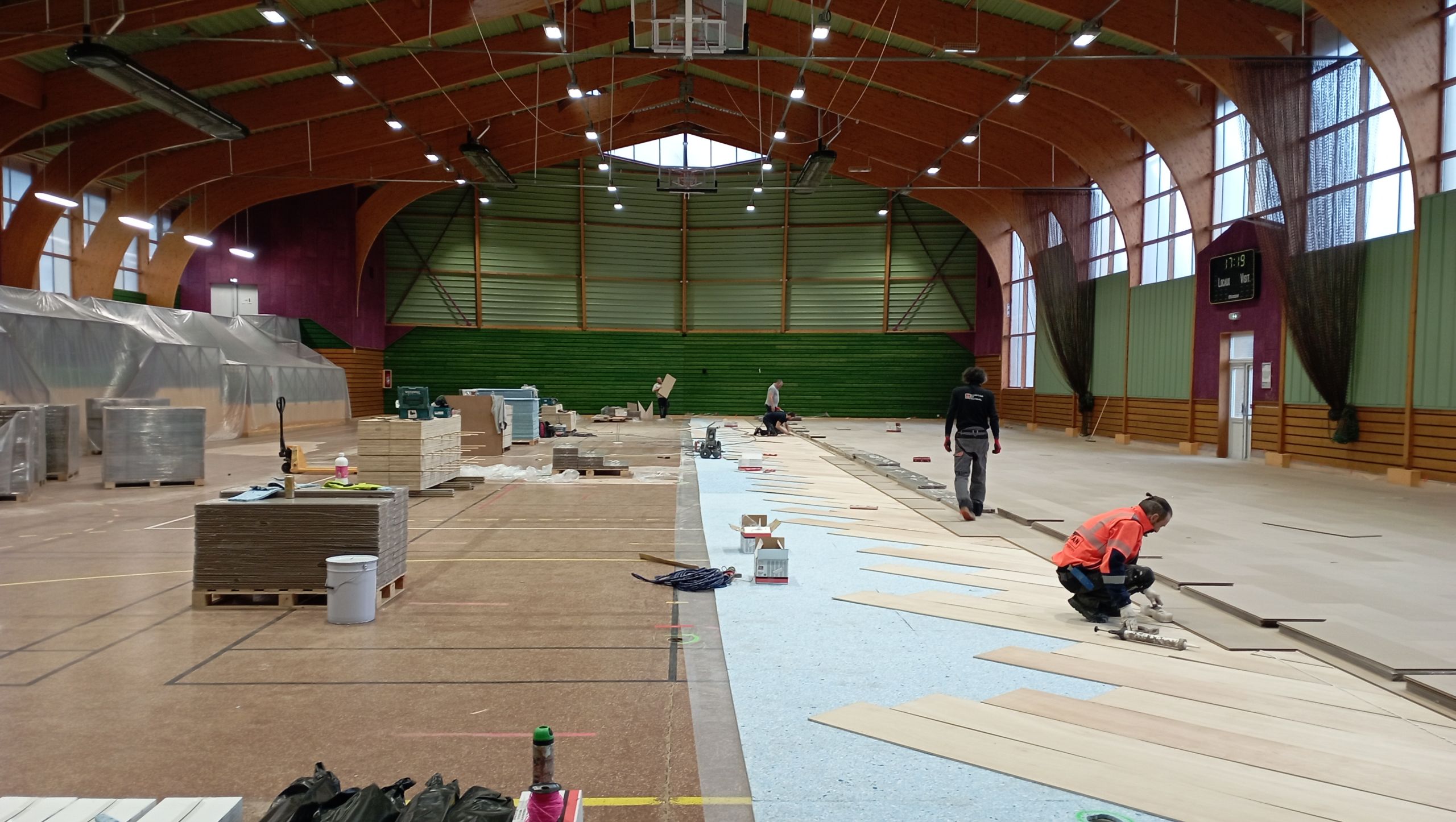 Restructuration du complexe sportif - Mairie de Saint-Genès-Champanelle